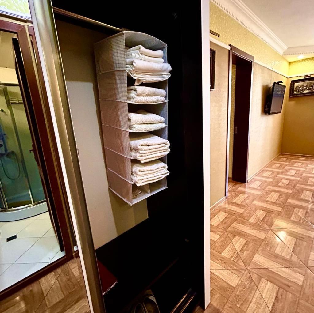 Apartment Orbi Sea Tower David Батуми Екстериор снимка