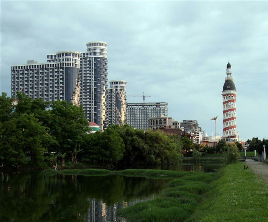 Apartment Orbi Sea Tower David Батуми Екстериор снимка